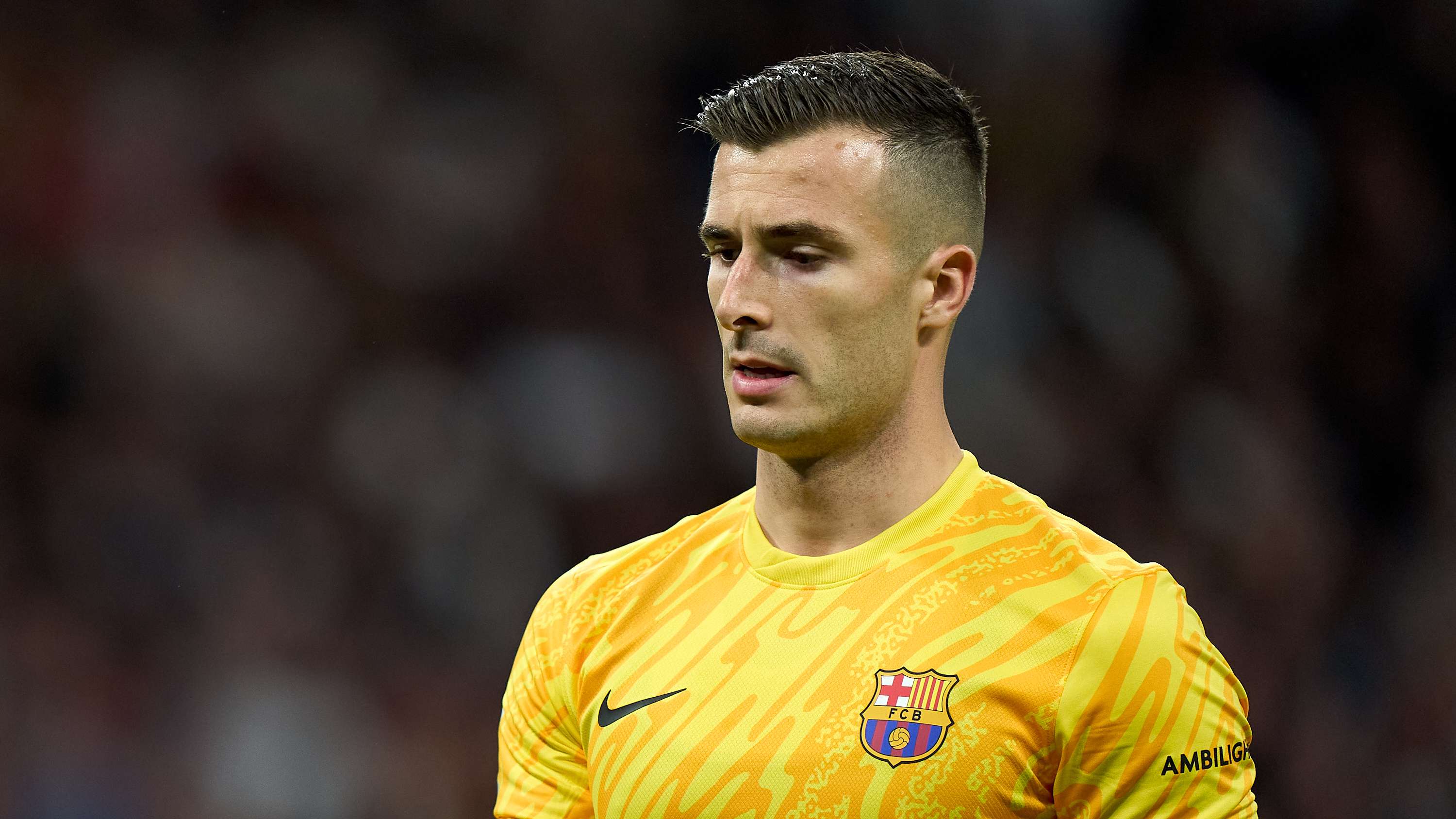 积极参与足 积极参与足